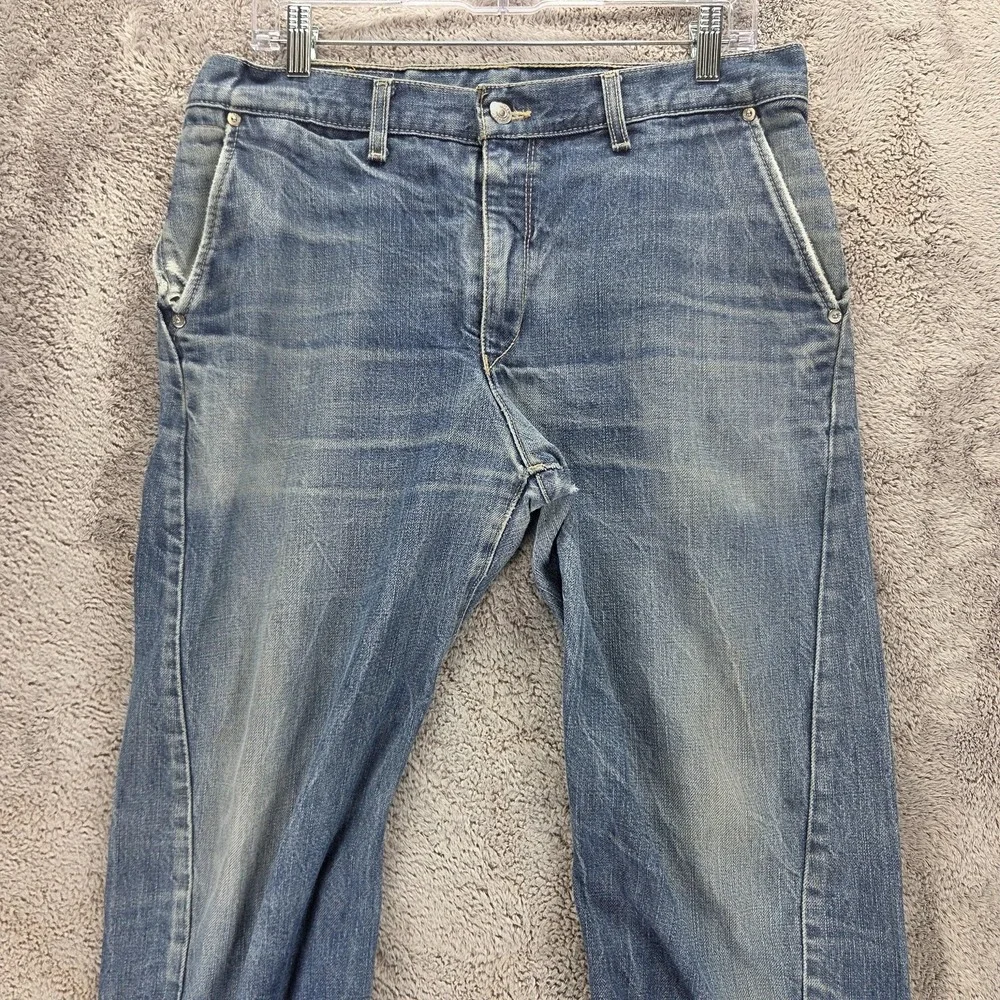 Vintage Levis Engineered Jeans Mens Blue Twisted Medium Wash Zip Fly Fits 34x30
